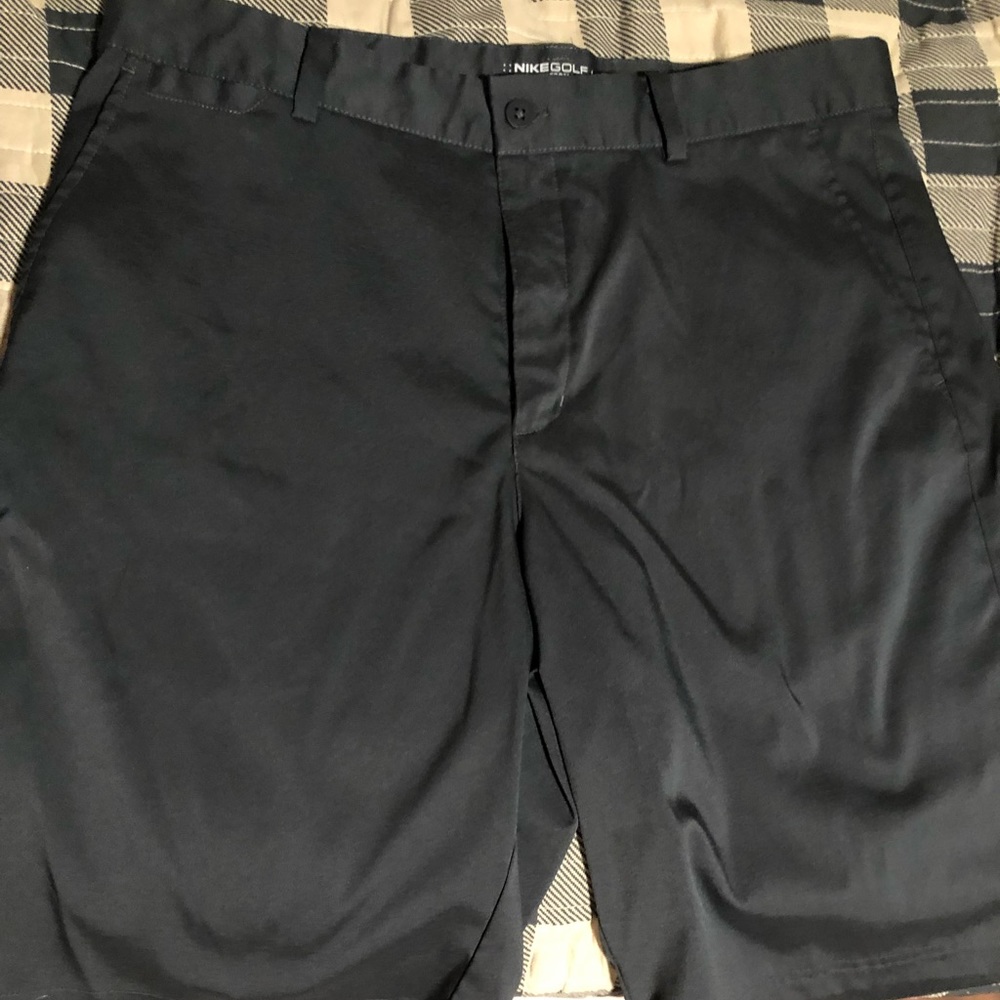 Nike mens golf shorts